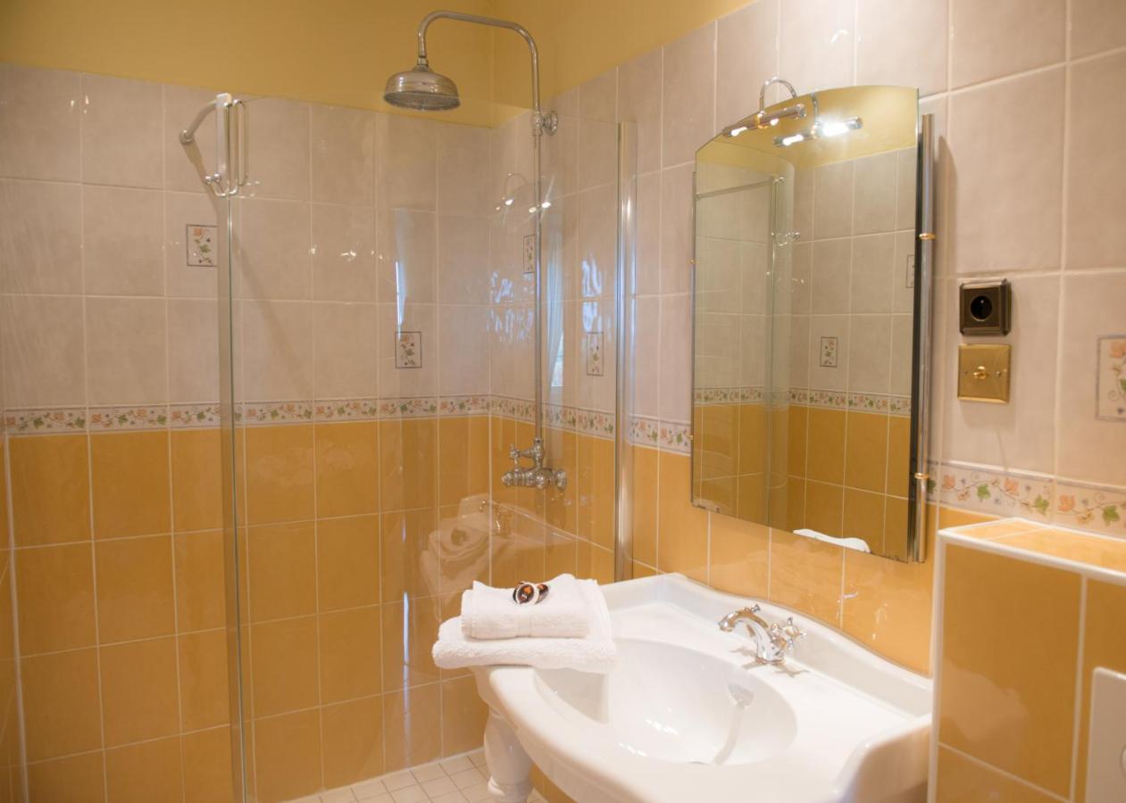 Le Petit Cochon Bed & Breakfast Valence-sur-Baïse Dış mekan fotoğraf