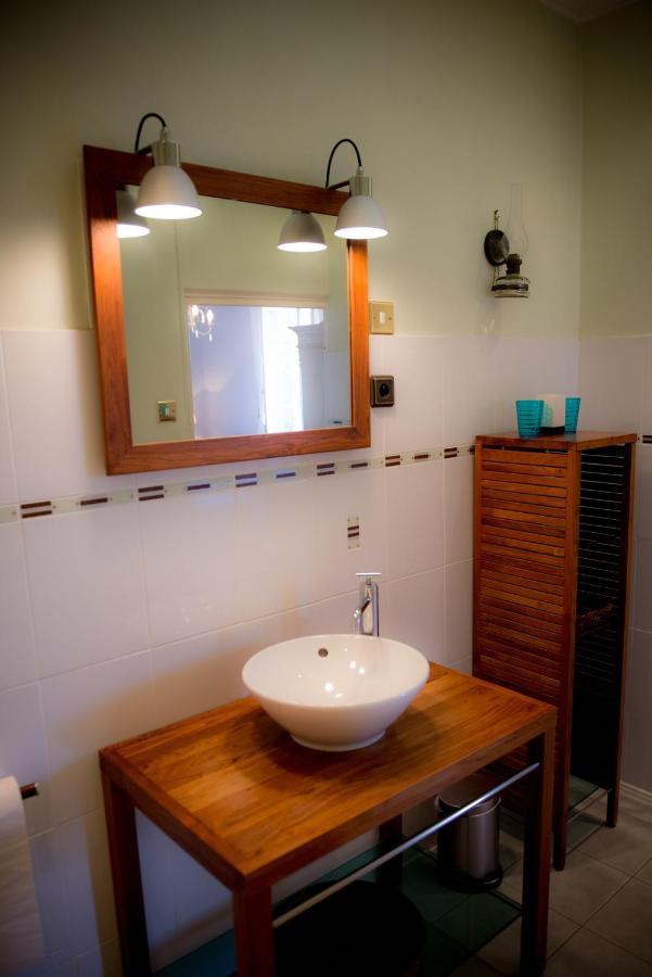 Le Petit Cochon Bed & Breakfast Valence-sur-Baïse Dış mekan fotoğraf